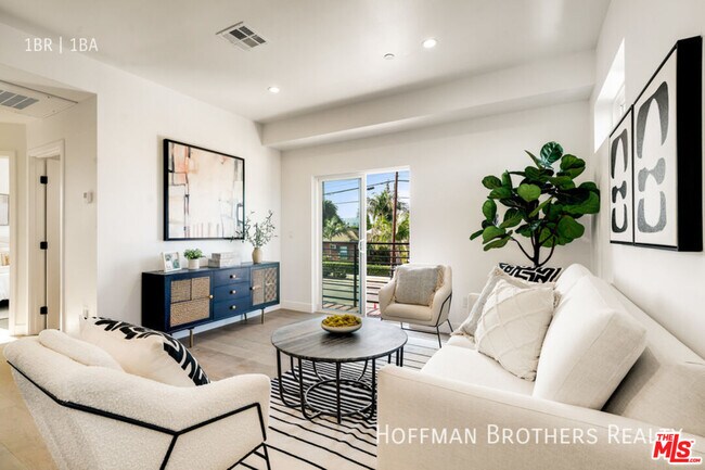 Foto del edificio - 6086 W 18th St
