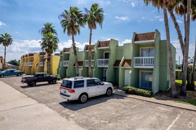 Building Photo - 4141 Whiteley Dr