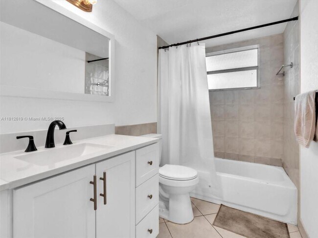 Foto del edificio - 2 bedroom in North Miami Beach FL 33179