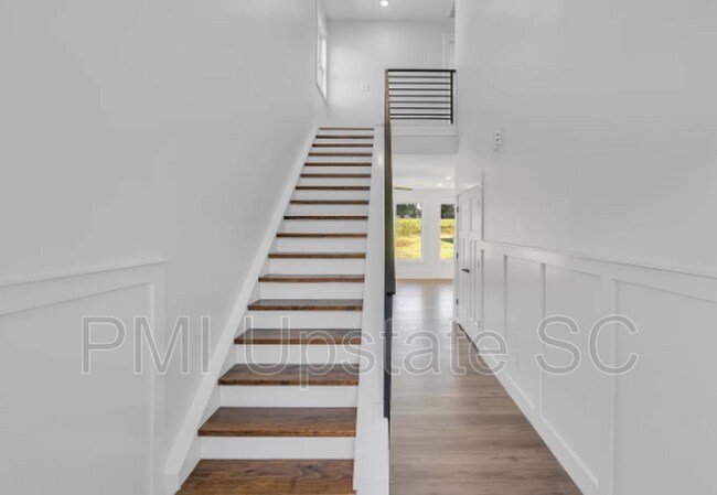 Foto del edificio - 310 Ben Johnson Rd