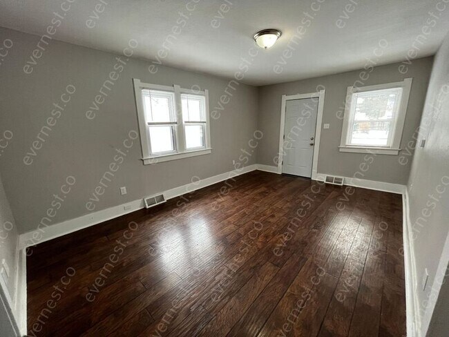Building Photo - 5506 Fleet Rd