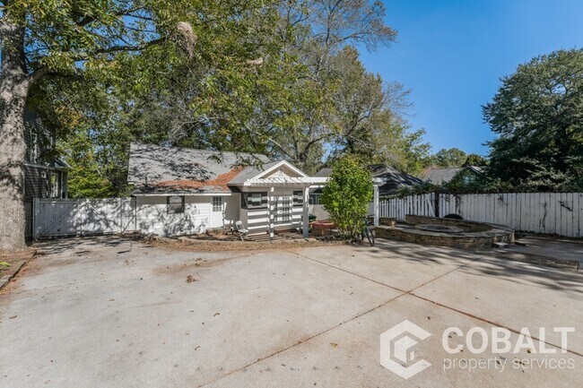 Foto del edificio - 2271 Sutton St SE