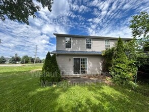 Building Photo - 3115-3117 Surf Ave