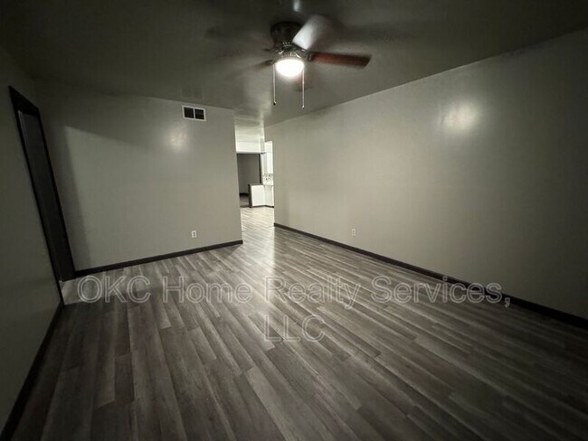 Foto del edificio - 908 NE 31st St