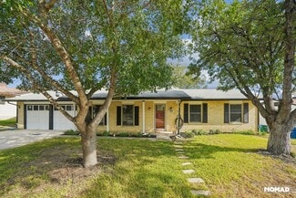 Building Photo - 9723 Five Frks