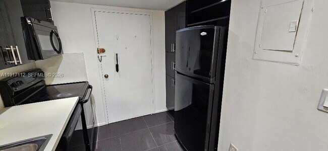 Foto del edificio - 18021 Biscayne Blvd