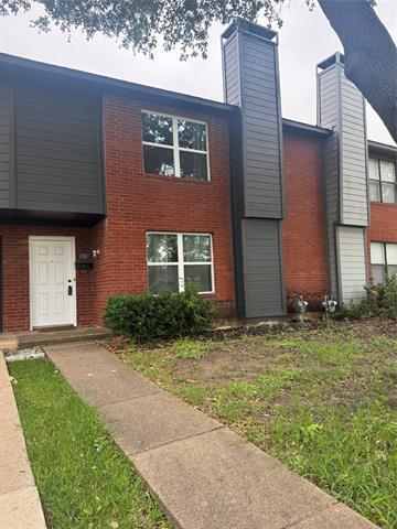 Building Photo - 323 Towne House Ln