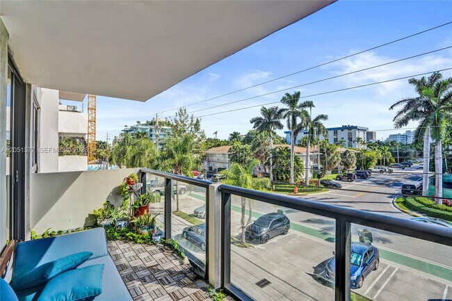 Foto del edificio - 9800 W Bay Harbor Dr