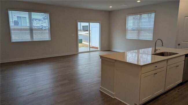 Foto del edificio - 1732 Harper Lily Ln