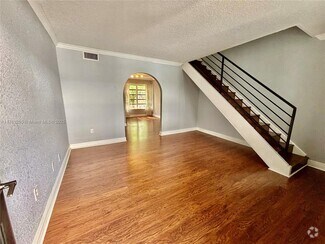 Building Photo - 235 Antilla Ave