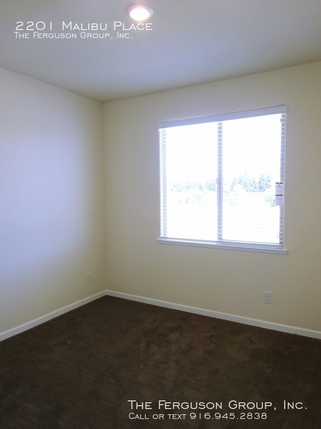 Building Photo - 2201 Malibu Place