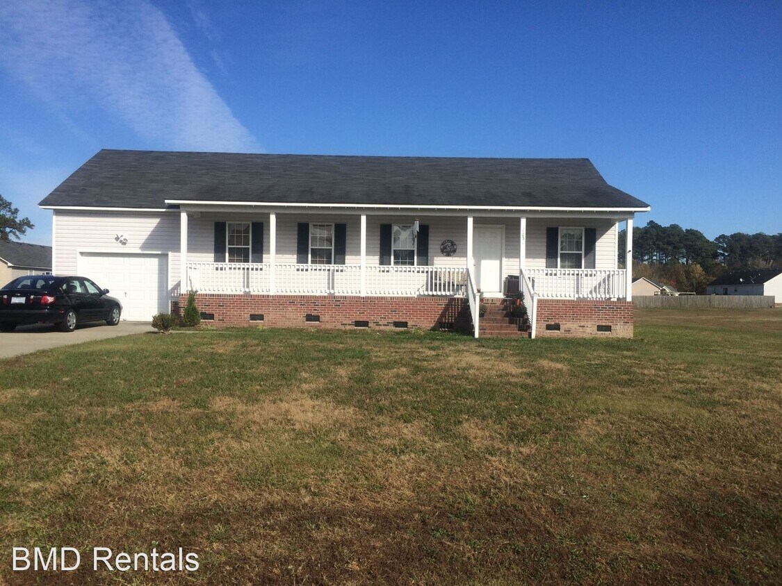 Primary Photo - 3 br, 2 bath House - 105 Taylors Ct.