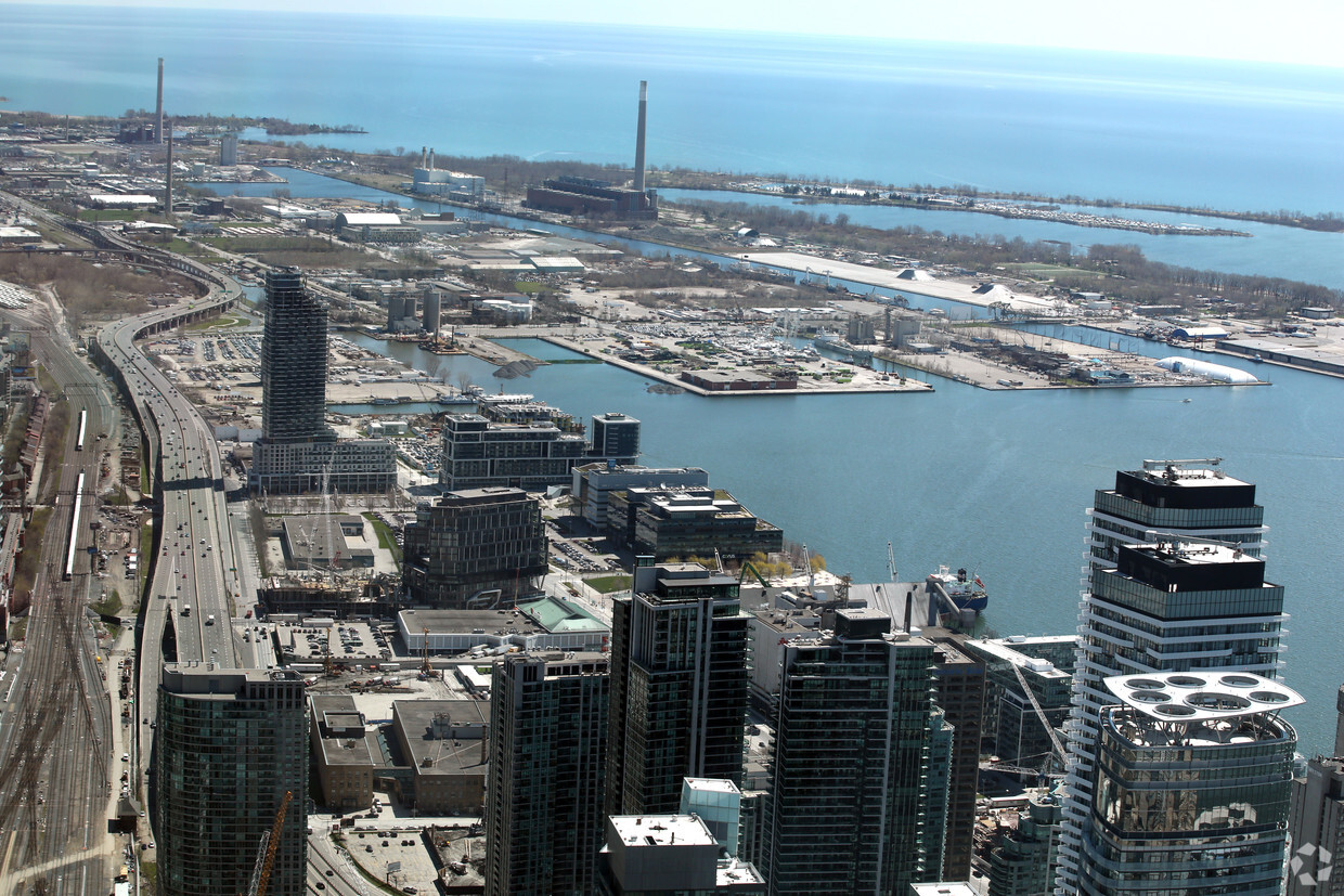 Photo principale - 18 Yonge St