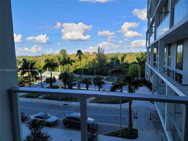 Building Photo - 2000 Metropica Way