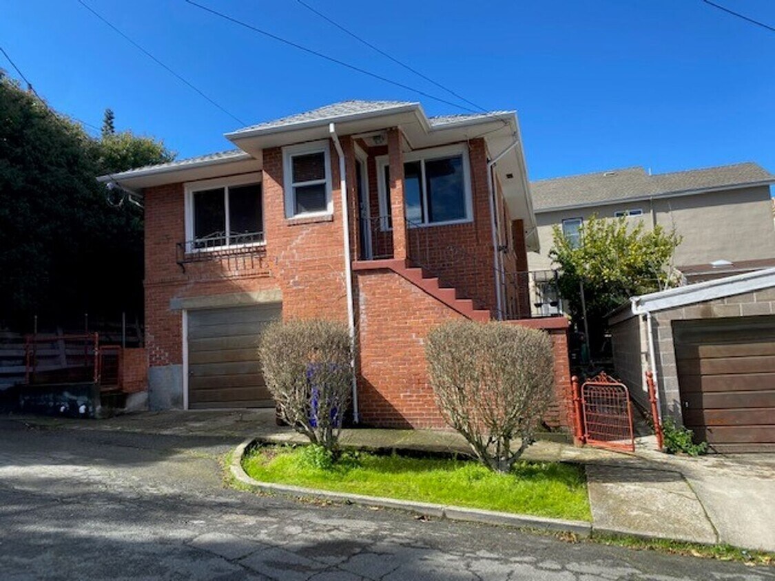 932 1st Ave, Crockett, CA 94525 House Rental in Crockett, CA