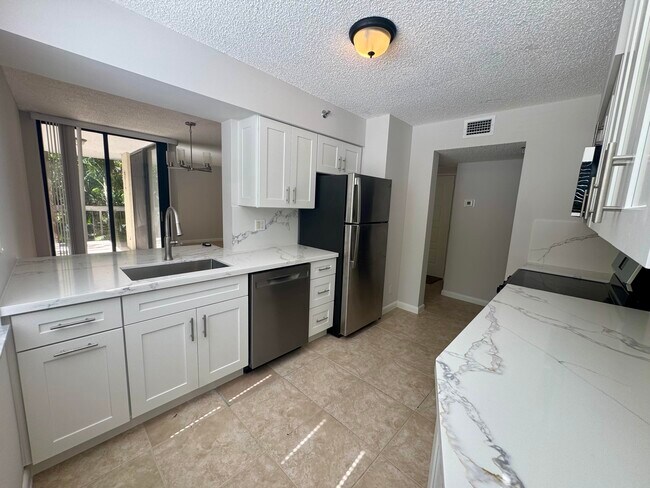 Foto del edificio - 955 Egret Cir