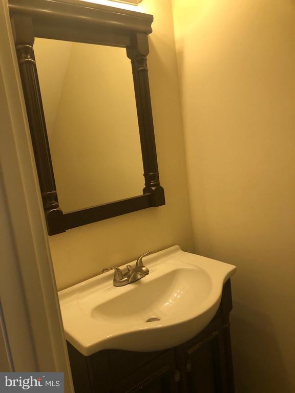 Foto del edificio - 9712 Softwater Way