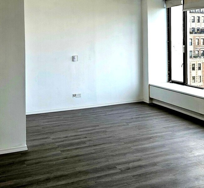 Foto del edificio - 5455 N Sheridan Rd