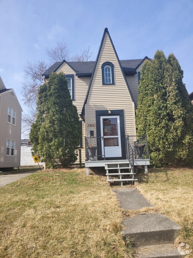 Houses for Rent Near The University of Toledo Main Campus Toledo, OH
