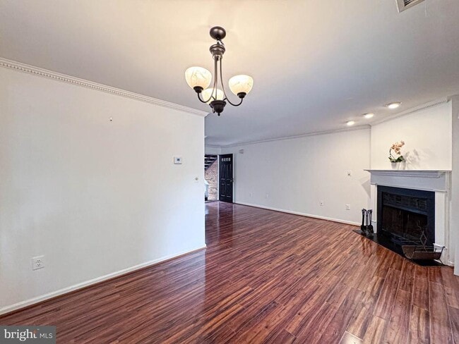 Building Photo - 2604 S Arlington Mill Dr