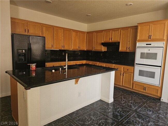 Foto del edificio - 8075 Lapis Harbor Ave