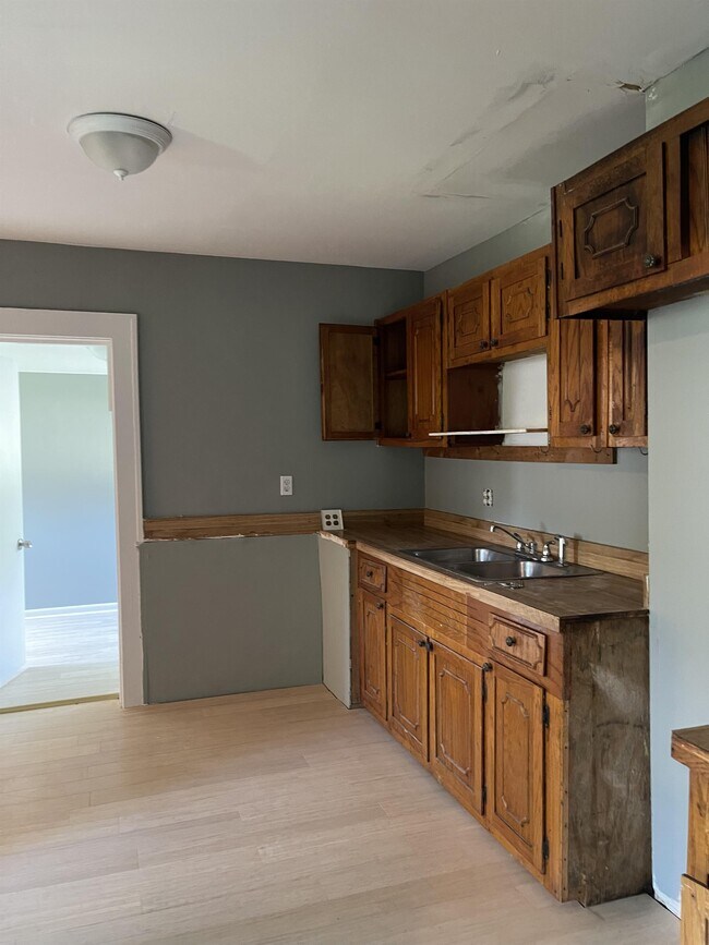 Building Photo - 1009 Overlook Ave