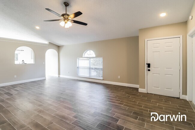 Foto del edificio - 308 Breezeway Dr