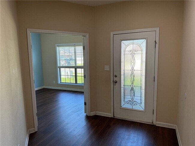 Building Photo - 3891 Branford Ct