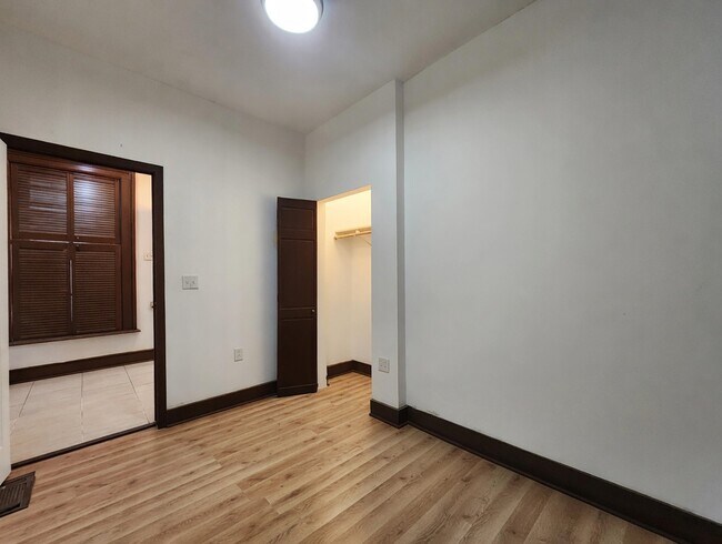 Foto del edificio - 1619 S Loomis St
