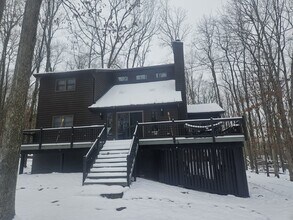 Building Photo - 116 Cheyney Dr