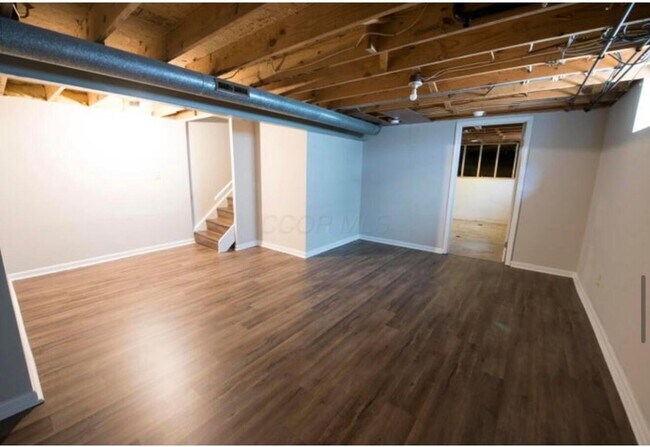 Foto del edificio - 3518 Westbay Dr