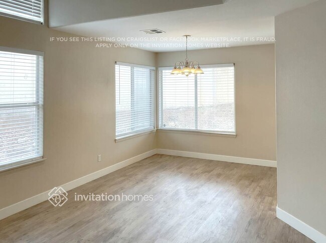 Foto del edificio - 8413 White Shore Cir
