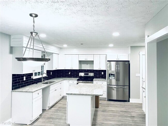 Foto del edificio - 5 br, 3 bath House - 2401 Meadowglen Trail