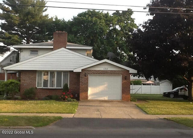 Primary Photo - 102 McAlpin St