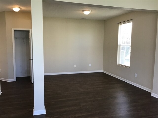 Building Photo - 12656 Wolf Run Road