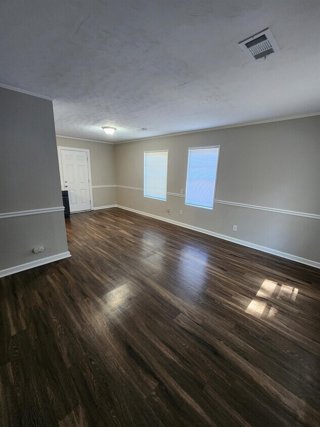Foto principal - 4812 Owen Rd