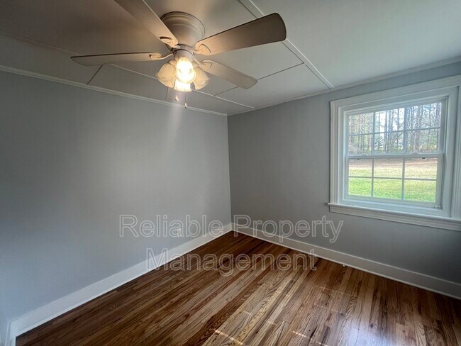 Foto del edificio - 641 Renfrow Narron Rd