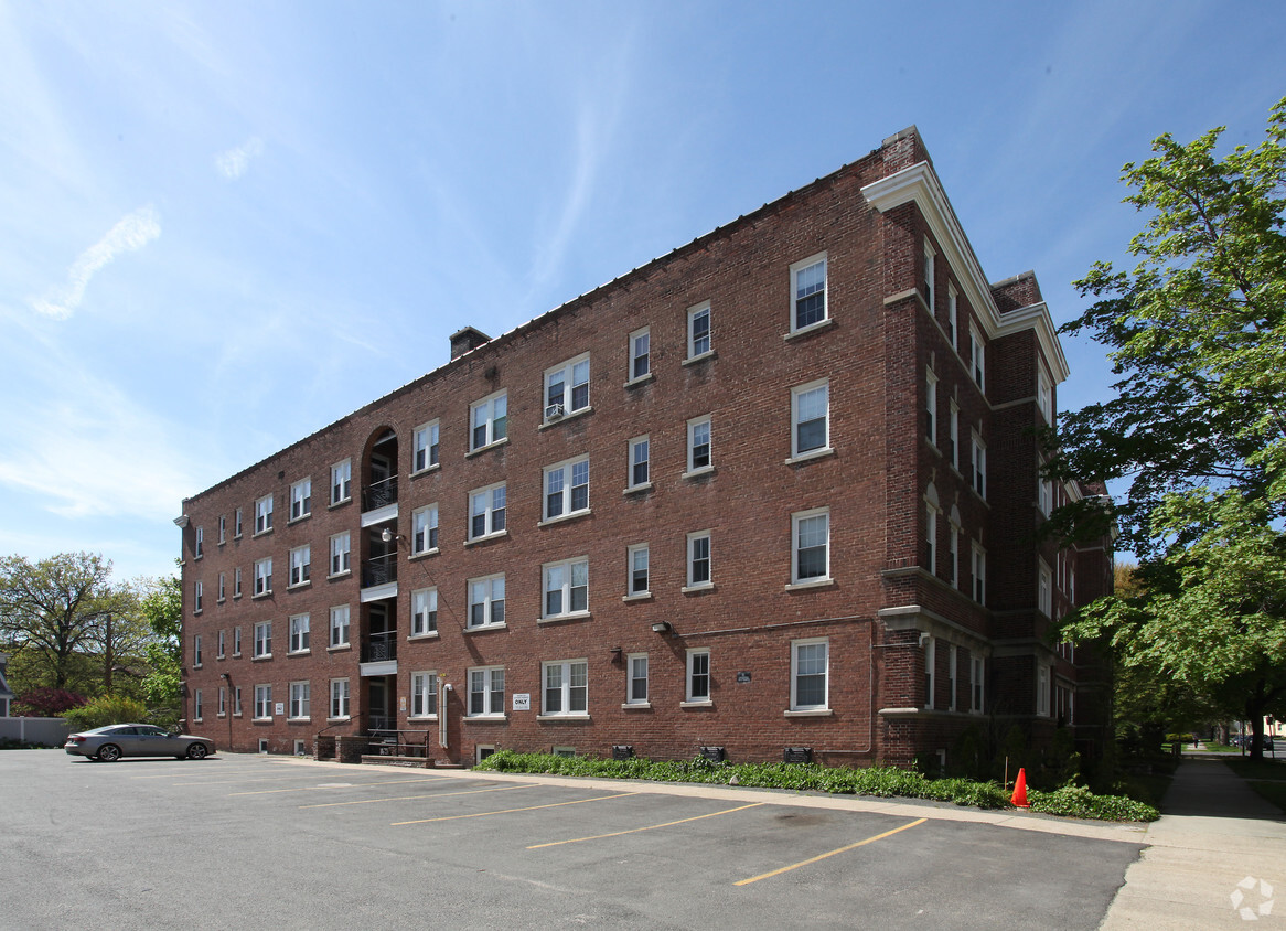 Foto del edificio - Chatham Court Apartments