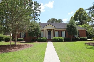 Building Photo - 3702 Northcliff Ln