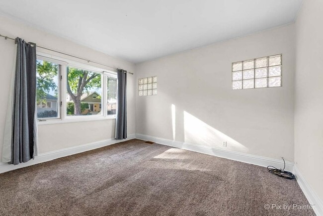 Building Photo - 2225 N 76th Ct