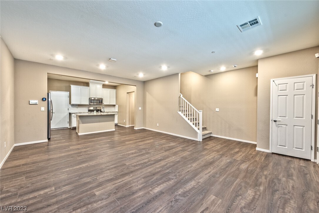 48 Lomita Heights Dr, Las Vegas, NV 89138 Townhome Rentals in Las