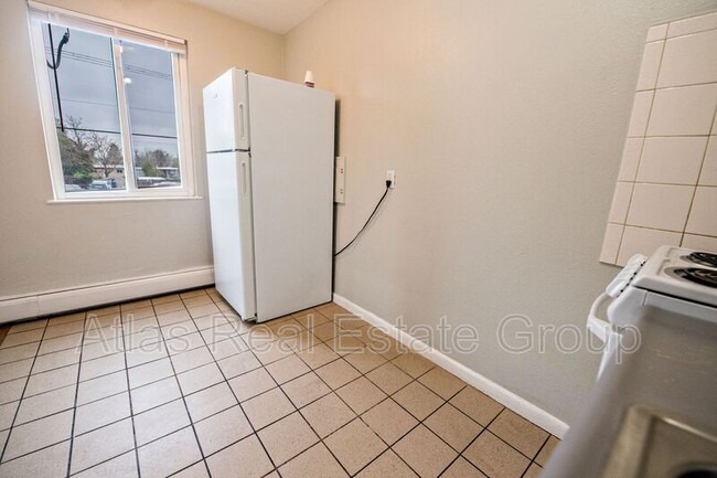 Foto del edificio - 1520 Trenton St