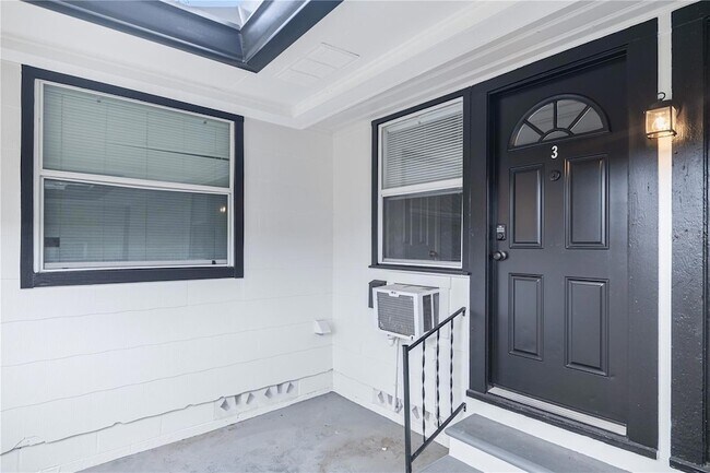 Foto del edificio - 917 30th Ave N