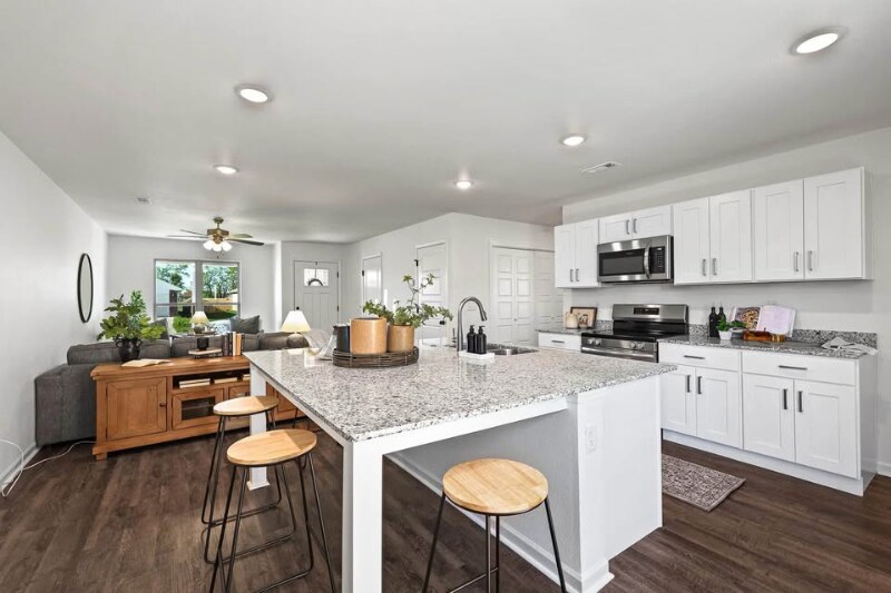 Foto principal - 916 S Sparrow St