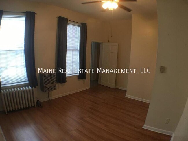Foto del edificio - 97 Broadway-Apt 4