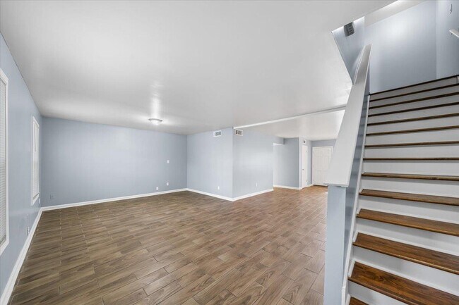 Foto del edificio - 3368 Coachouse Cove