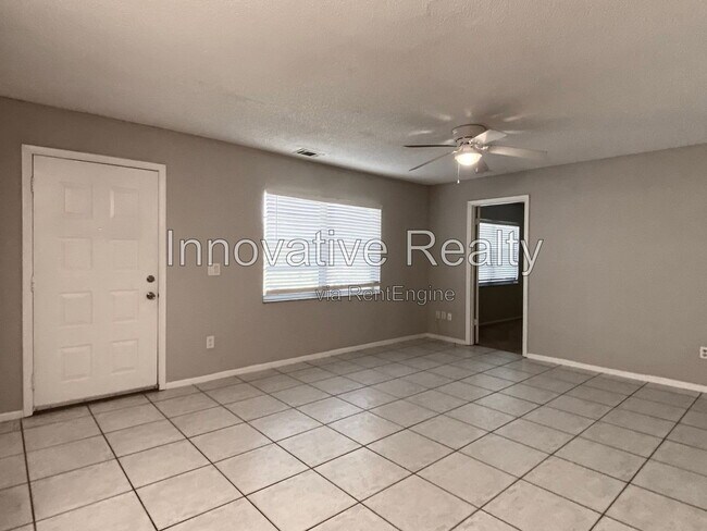 Building Photo - 108 Windtree Ln