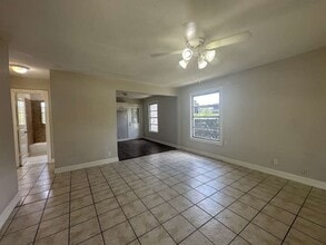 Building Photo - 7410 Dallas St