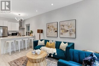 Building Photo - 138 Booth Ave