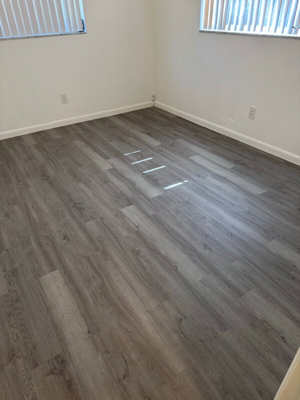 Foto del edificio - 325 N Lochview Terrace